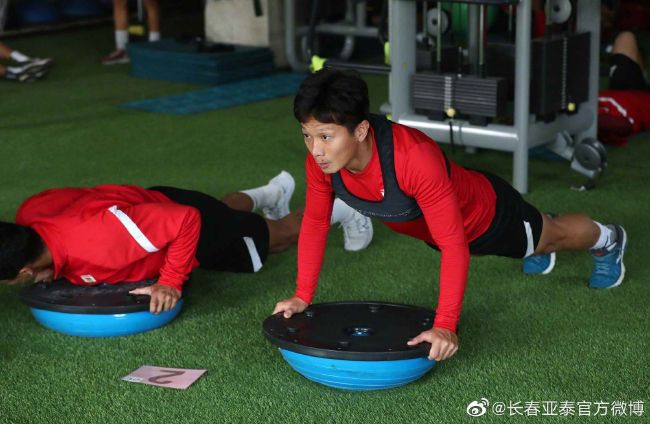 亚洲欧美另类久久久精品能播放的