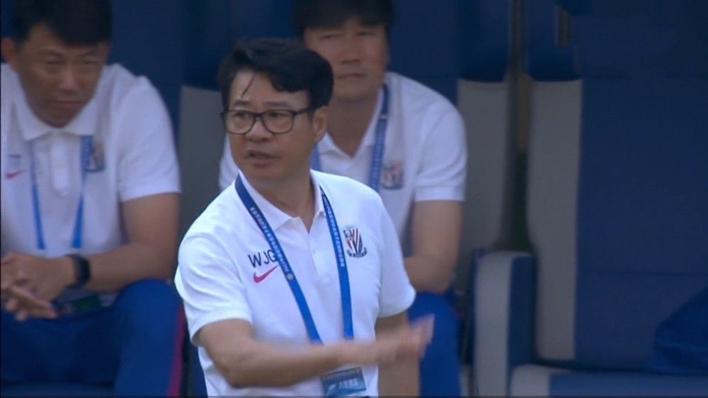 小主人公是继母