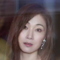 美女露大胸洗澡视频